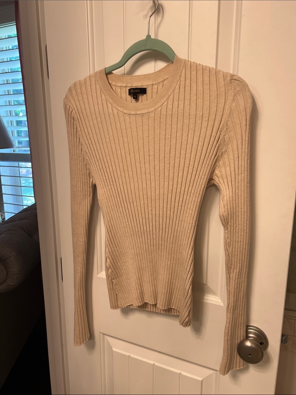 Quince Slim Ribbed Cotton Cashmere Long-Sleeve Sweater in Heather Oatmeal